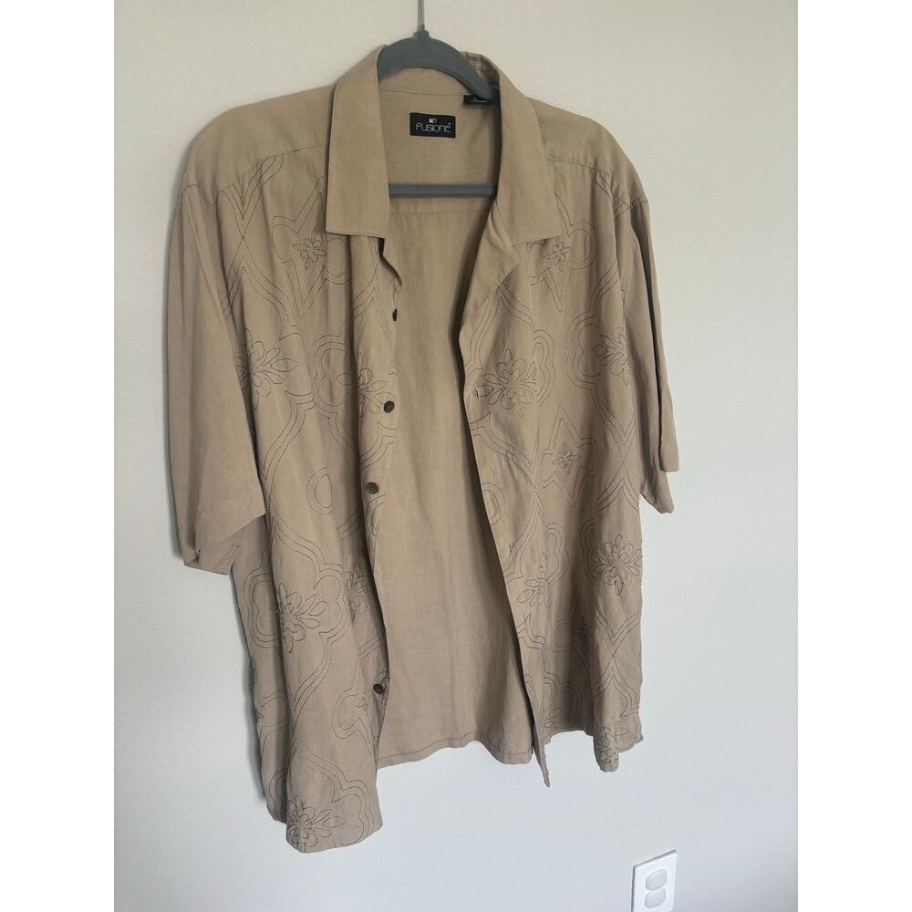 Fuslone Men’s XL Silk Blend Camp Shirt - Tan Tonal Floral Embroidery - Resort
